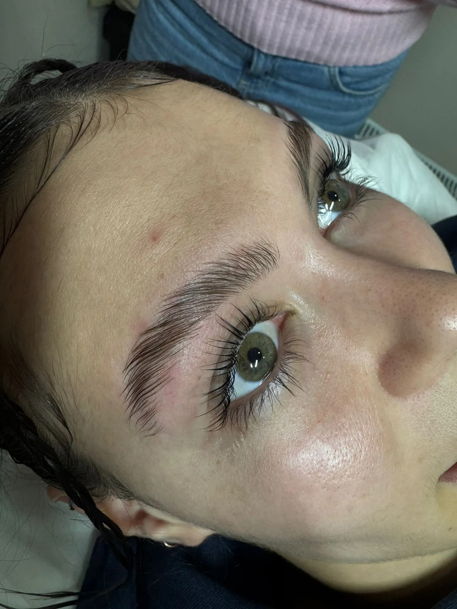 Diseño y laminado de cejas en Anails, Burgos · trabajo 1